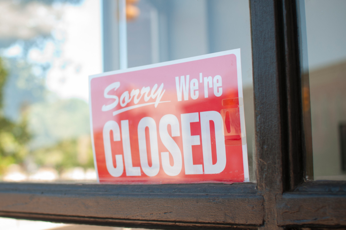 Návrh na zatvorenie obchodov v nedeľu