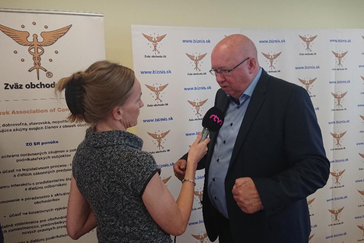 Obchodníci nesúhlasia s osobitným odvodom pre obchodné reťazce