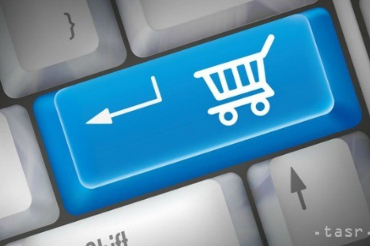 ONLINE NAKUPOVANIE NA SLOVENSKU