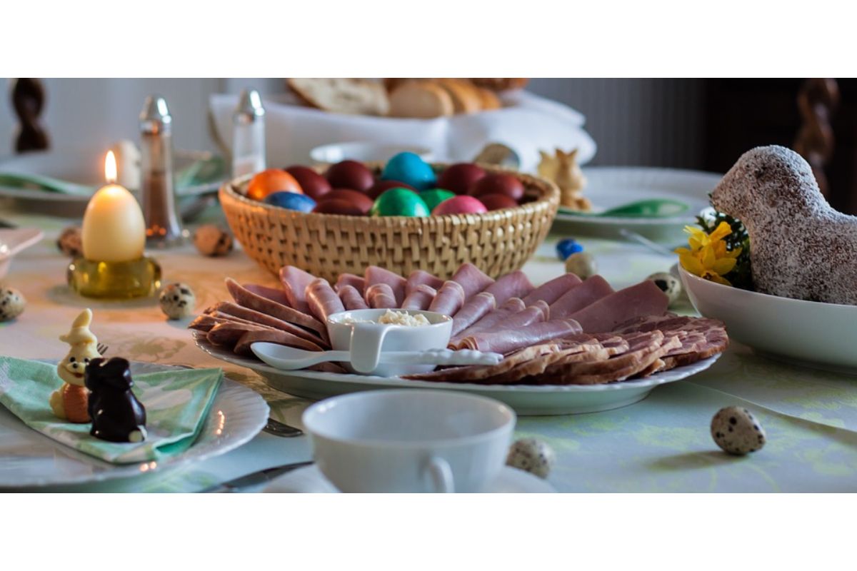 CEZ VEĽKÚ NOC SI DOPRAJEME VIAC JEDLA AJ ALKOHOLU