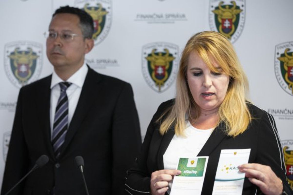 Daniari pre eKasu už pokutovali stovky firiem