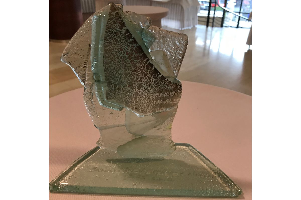 Zo Zväzu obchodu SR Zväz obchodu SR udeľoval MERKÚROV RAD