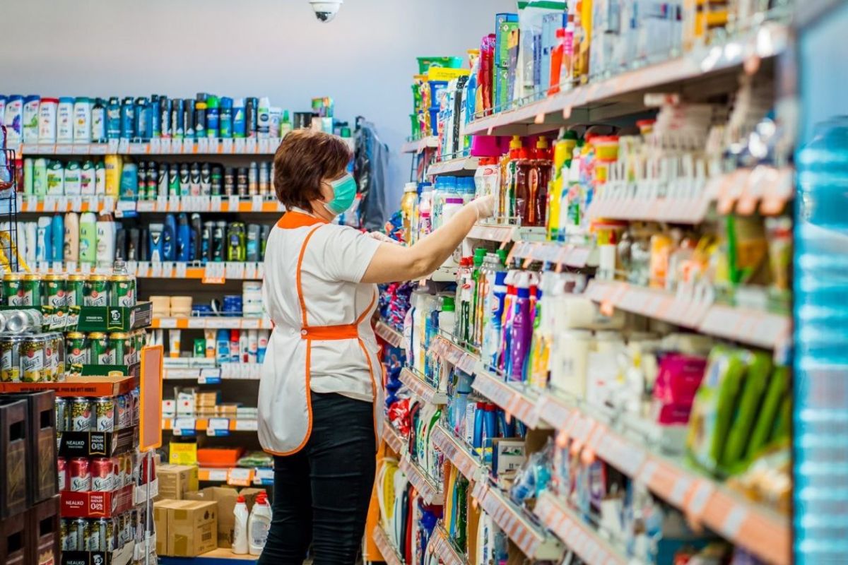 Obchodníci žiadajú úpravu hodín pre nákupy seniorov