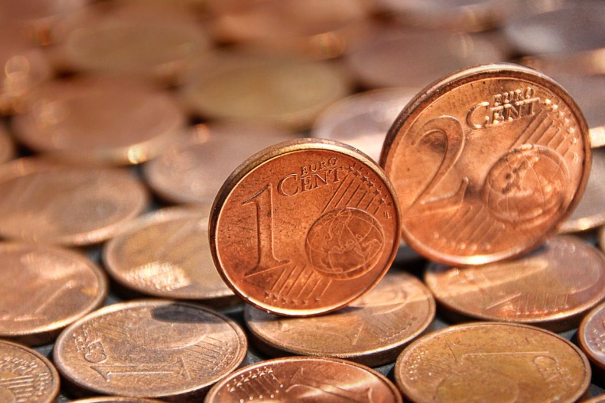 Koniec jedno- a dvojcentoviek? Obchodníci sú za