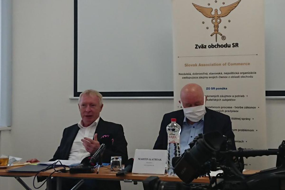 Zrušenie drobných euromincí podporuje aj Zväz obchodu