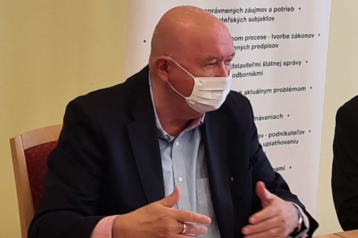 Zväz obchodu žiada otvoriť všetky predajne